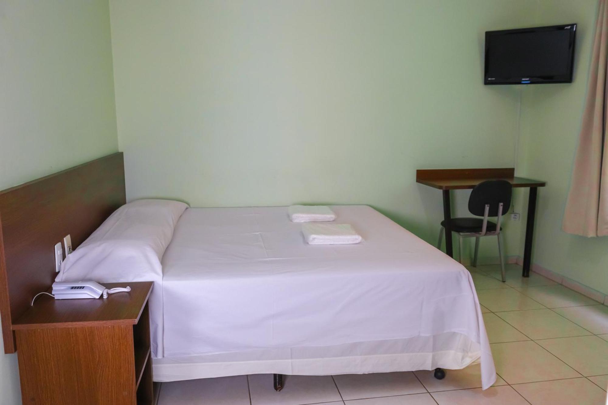 Trindade Plaza Hotel Exterior foto